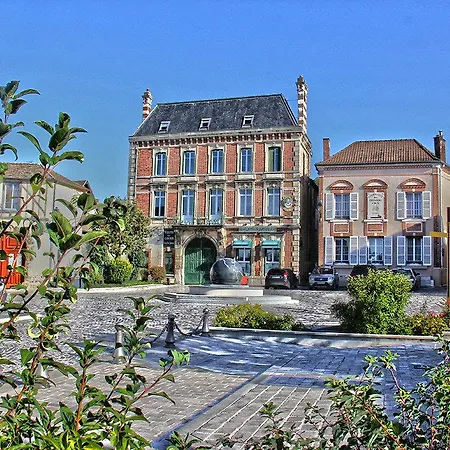 Domaine Richard Aparthotel *